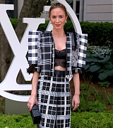 Louis_Vuitton_2027_Cruise_Collection_Show_in_New_York_-_May_2000001.jpg