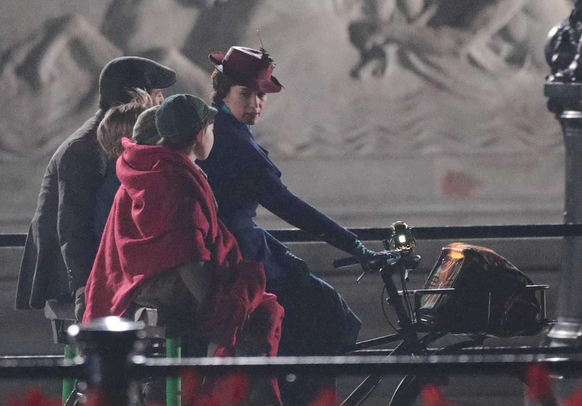 Filming_in_London_-_April_12C_2017-10.jpg