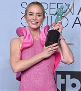 Emily_Blunt_-_25th_Annual_Screen_Actors_Guild_Awards_Pressroom_in_Los_Angeles_01272019-36.JPG