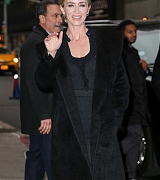 Emily_Blunt_-_Arriving_at_The_Late_Show_with_Stephen_Colbert_in_New_York_on_March_29-01.jpg