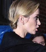 Emily_Blunt_-_Arriving_at_The_Late_Show_with_Stephen_Colbert_in_New_York_on_March_29-04.jpg