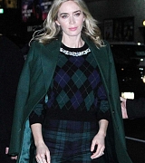 Emily_Blunt_out_in_Manhattan2C_NYC__12172018-03.jpg