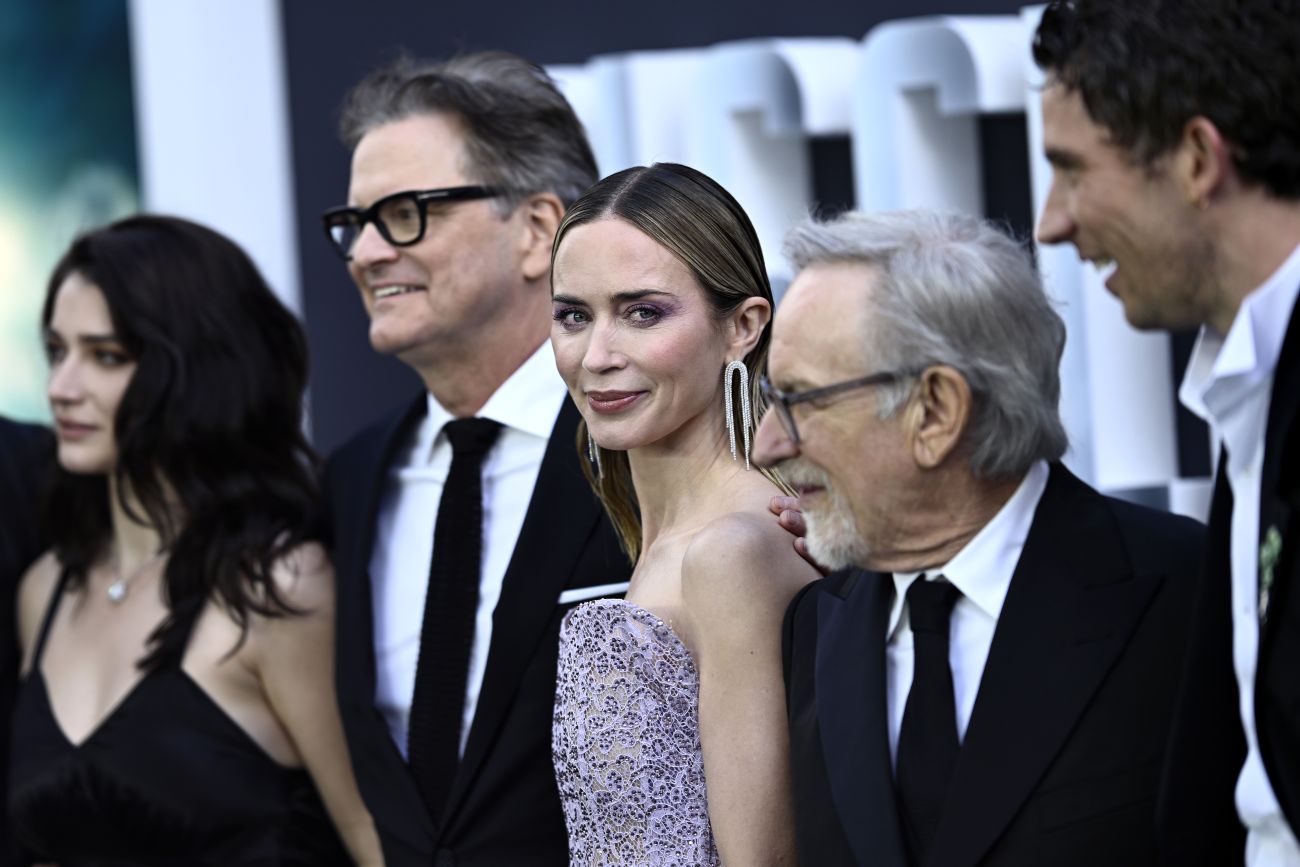 Emily_Blunt_-_2522Disclosure_Day2522_UK_Premiere_-_June_400017.jpg