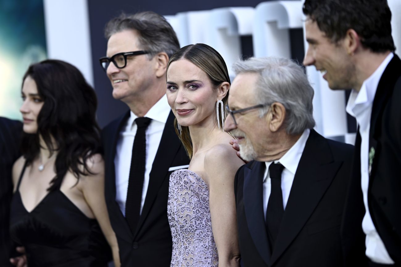 Emily_Blunt_-_2522Disclosure_Day2522_UK_Premiere_-_June_400039.jpg