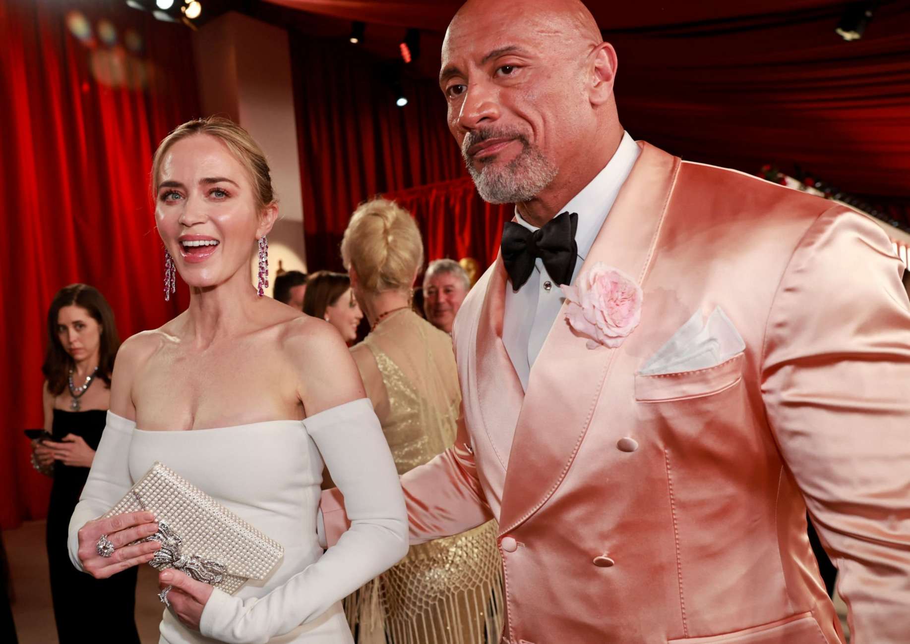 Emily_Blunt_-_95th_Annual_Academy_Awards_at_Dolby_Theatre_in_Los_Angeles_-_March_122C_202319.jpg