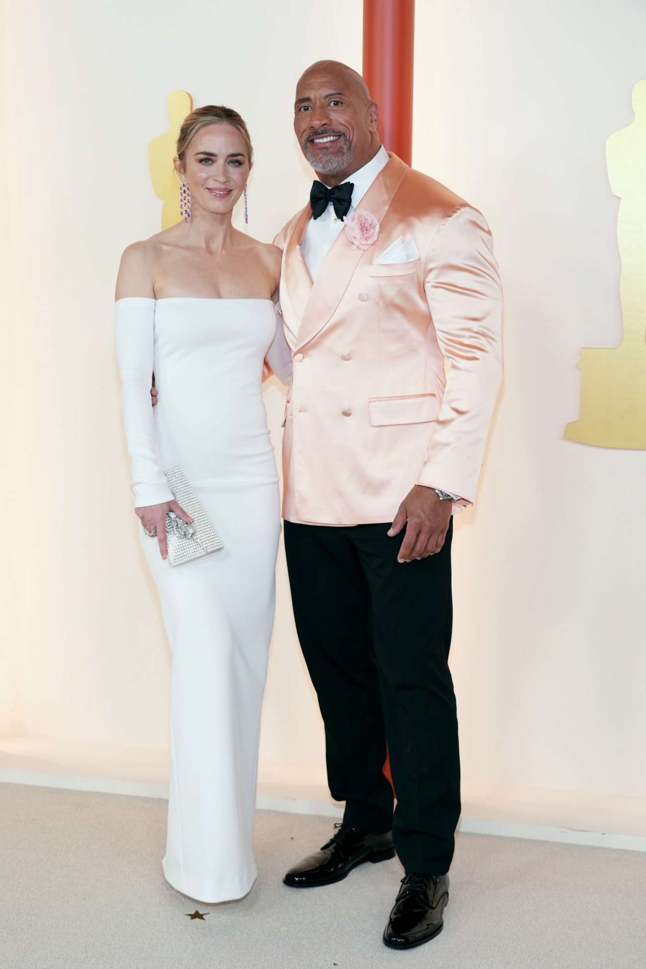 Emily_Blunt_-_95th_Annual_Academy_Awards_at_Dolby_Theatre_in_Los_Angeles_-_March_122C_202344.jpg