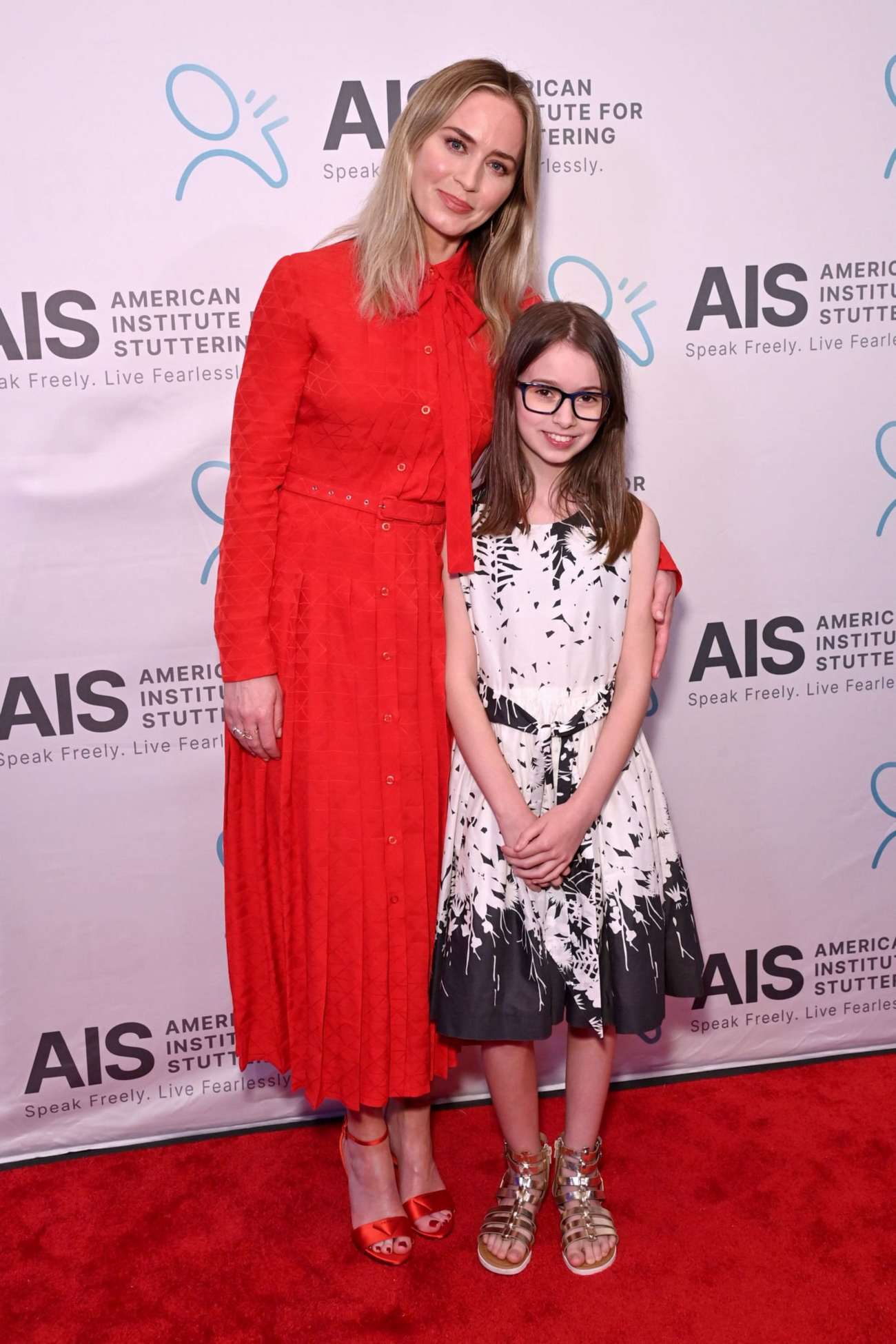Emily_Blunt_-_American_Institute_For_Stuttering_17th_Annual_Gala_Hosted_By_Emily_Blunt-_June_12th_202304.jpg