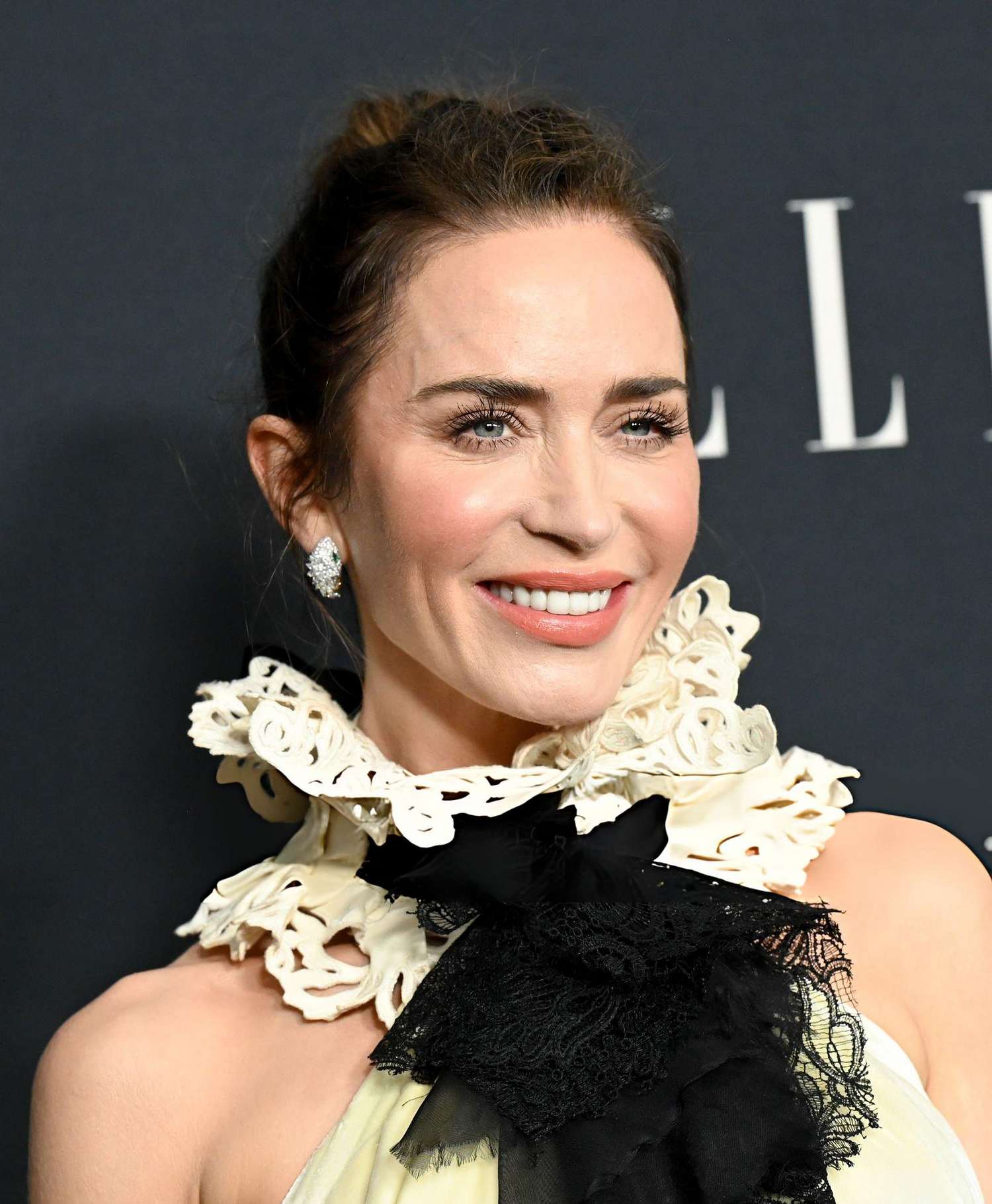 Emily_Blunt_-_Elle_Women_in_Hollywood_2025_on_November_172C_2025_22.jpg