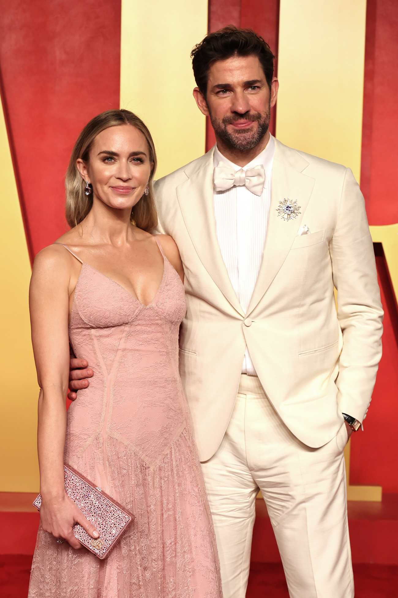Emily_Blunt_-_Vanity_Fair_Oscar_Party_in_Beverly_Hills_-_March_102C_2024_24.jpg