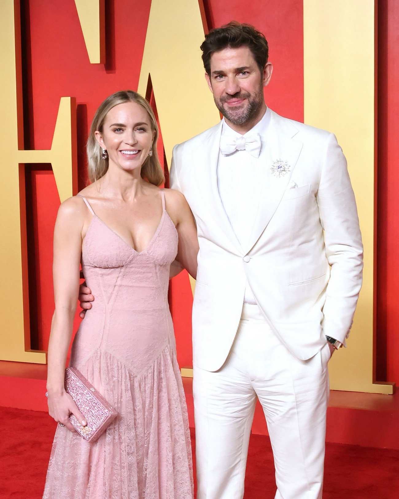 Emily_Blunt_-_Vanity_Fair_Oscar_Party_in_Beverly_Hills_-_March_102C_2024_27.jpg