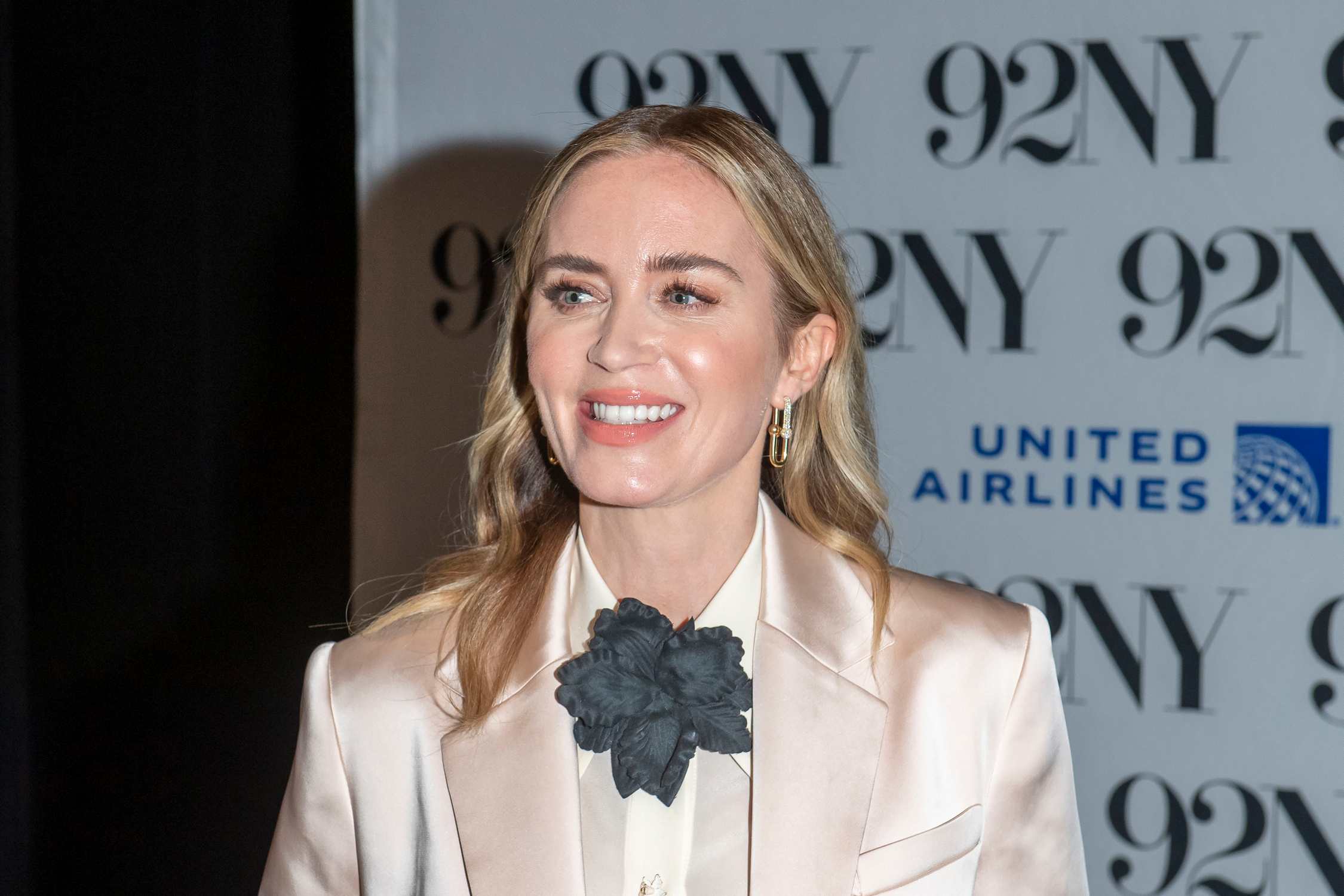 Emily_Blunt_-__Oppenheimer__discussion_at_92NY_in_New_York_-_February_62C_2024_06.jpg