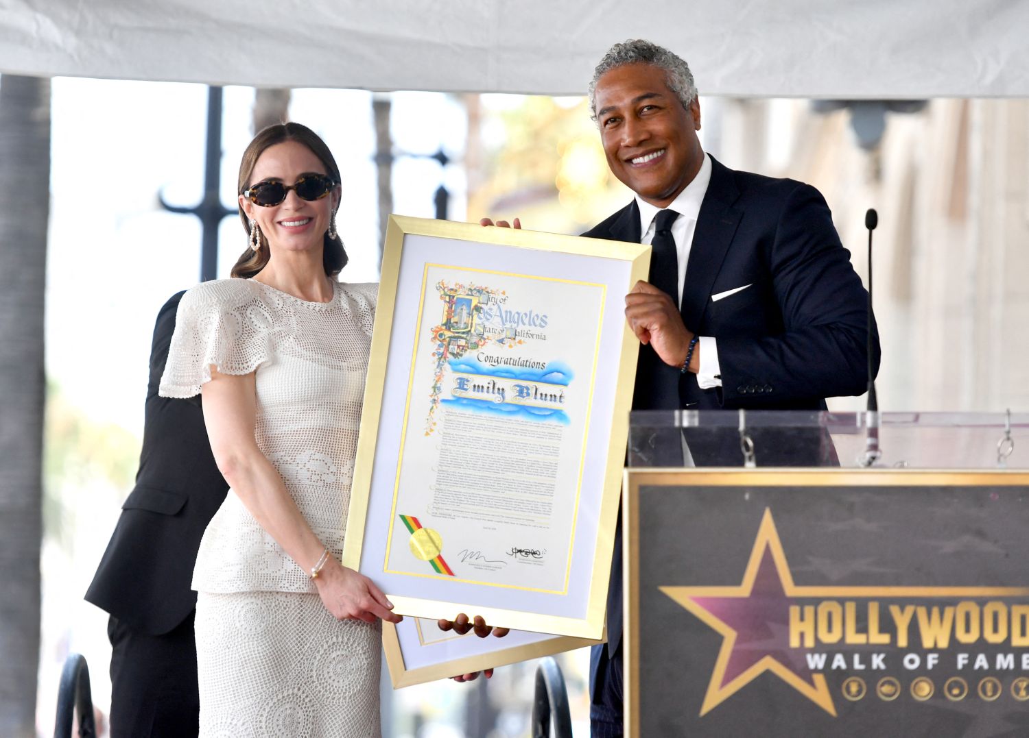 emily_blunt_-_honored_with_a_star_on_the_hollywood_walk_of_fame_-_april_302C_2026_26.jpg