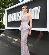 Emily_Blunt_-_2522Disclosure_Day2522_UK_Premiere_-_June_400012.jpg