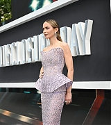 Emily_Blunt_-_2522Disclosure_Day2522_UK_Premiere_-_June_400015.jpg