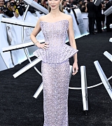 Emily_Blunt_-_2522Disclosure_Day2522_UK_Premiere_-_June_400020.jpg