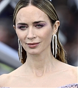 Emily_Blunt_-_2522Disclosure_Day2522_UK_Premiere_-_June_400036.jpg