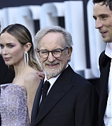 Emily_Blunt_-_2522Disclosure_Day2522_UK_Premiere_-_June_400038.jpg