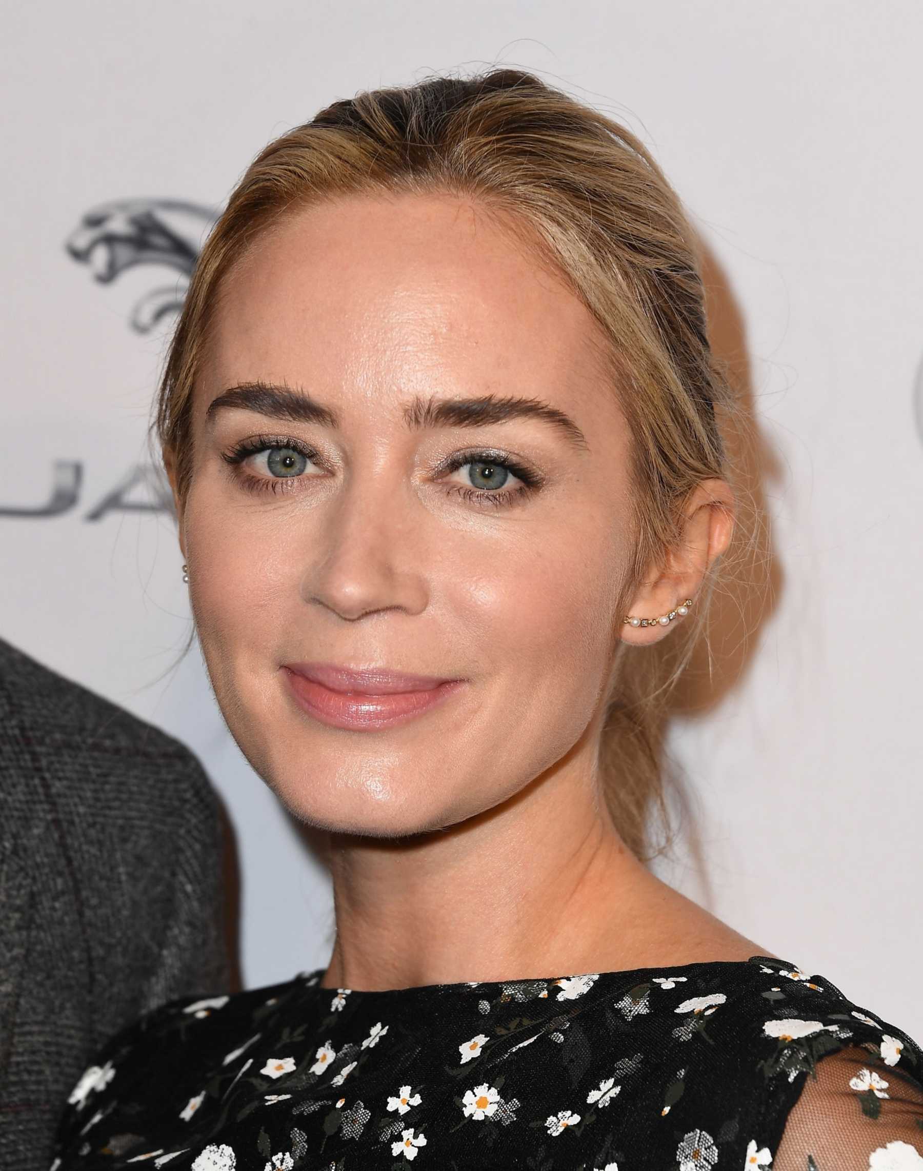 Emily_Blunt_-_BBCA_BAFTA_Tea_Party_on_January_5-01.jpg