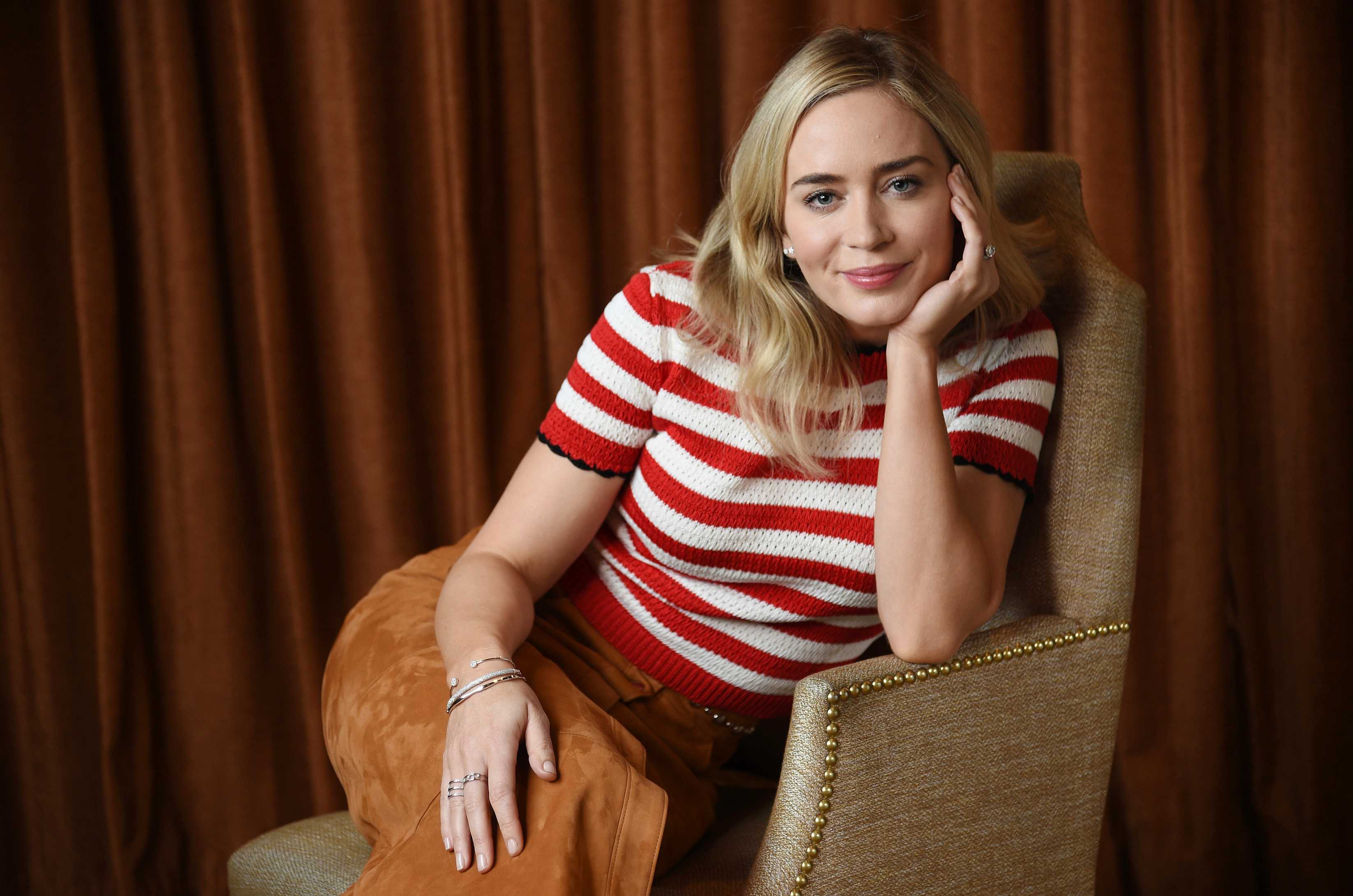 Emily_Blunt_-_Mary_Poppins_Returns_Portrait_Session2C_Beverly_Hills2C_USA_-_11282018-12.jpg