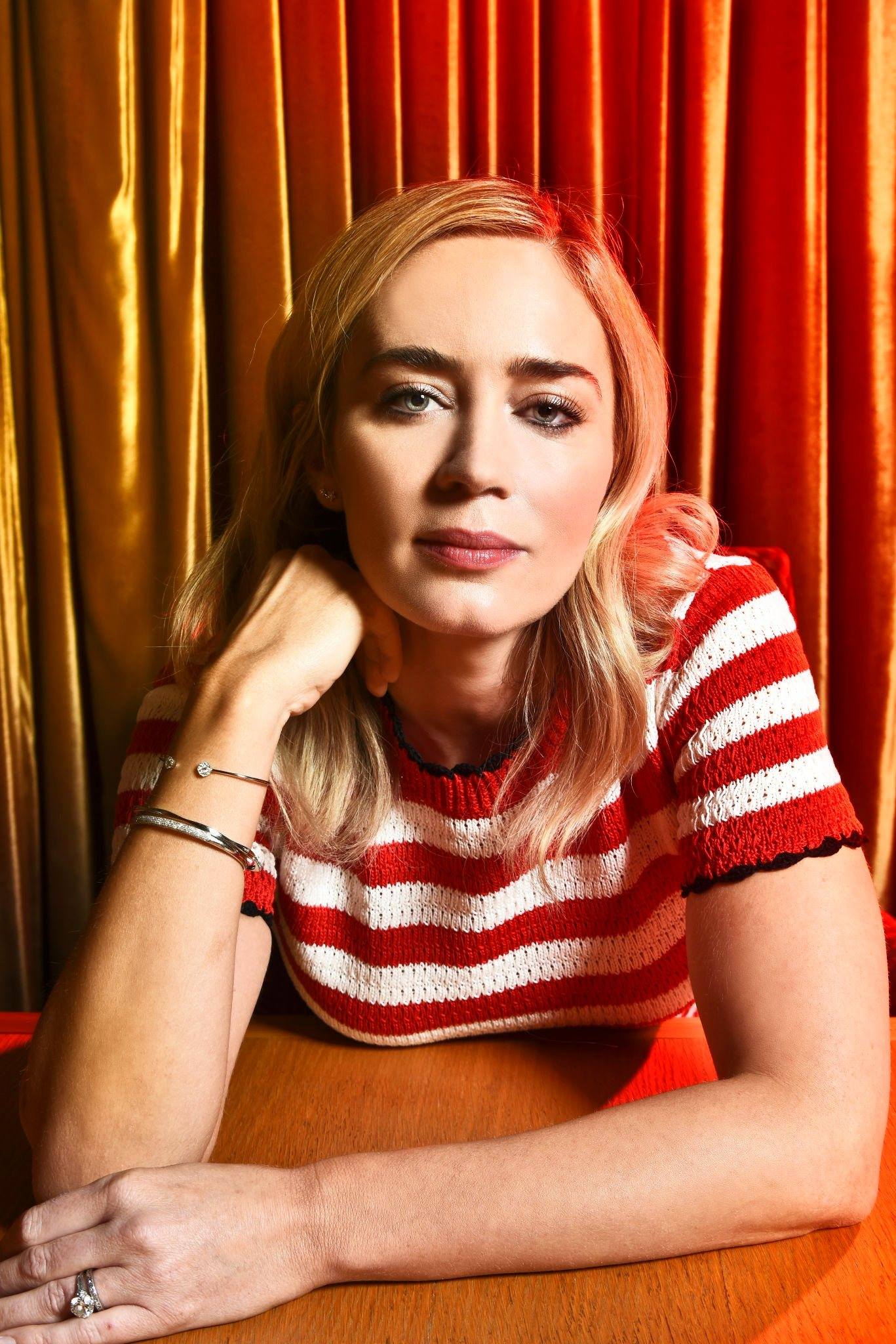 Emily_Blunt_-_TheWrap_January_2019-02.jpg