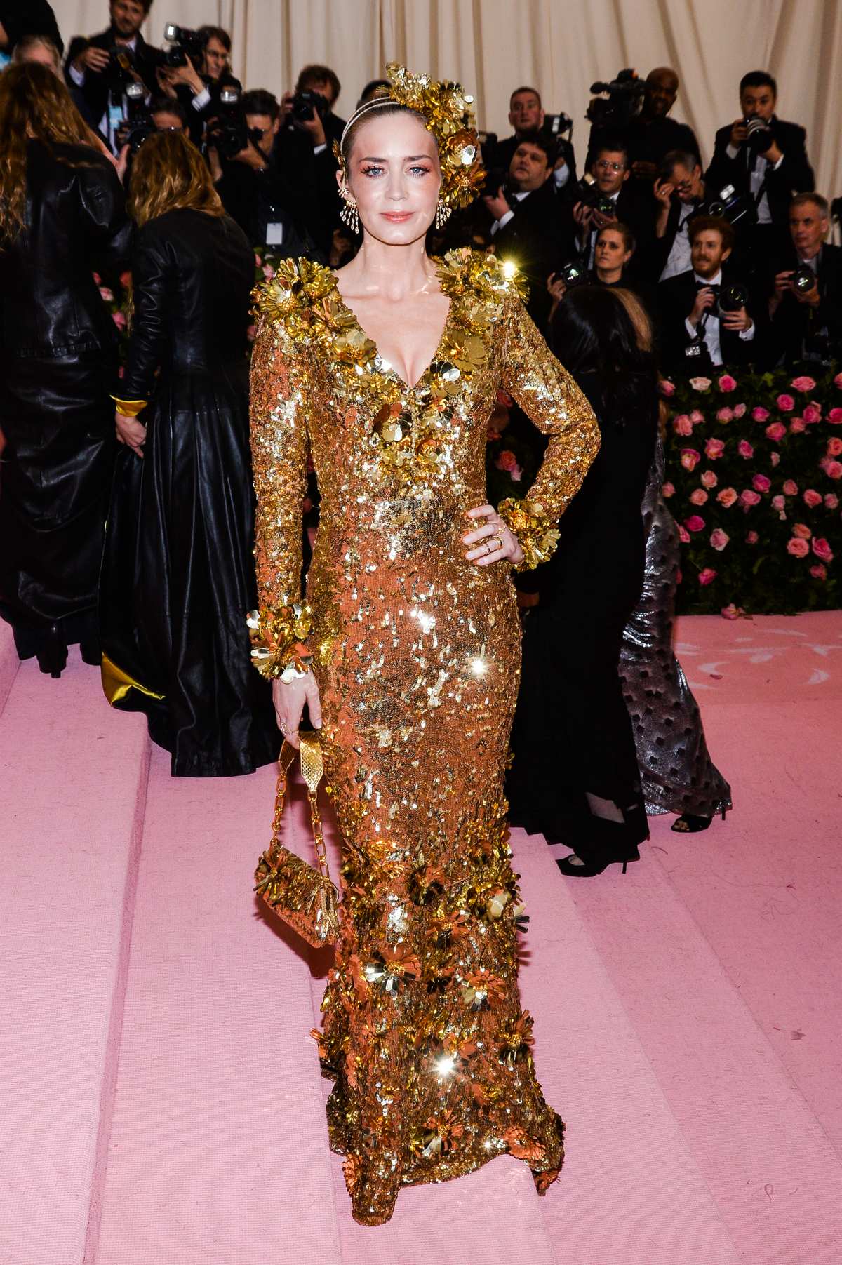 Emily_Blunt_-_The_2019_Met_Gala_Celebrating_Camp_Notes_on_Fashion_May_62C_2019-02.jpg