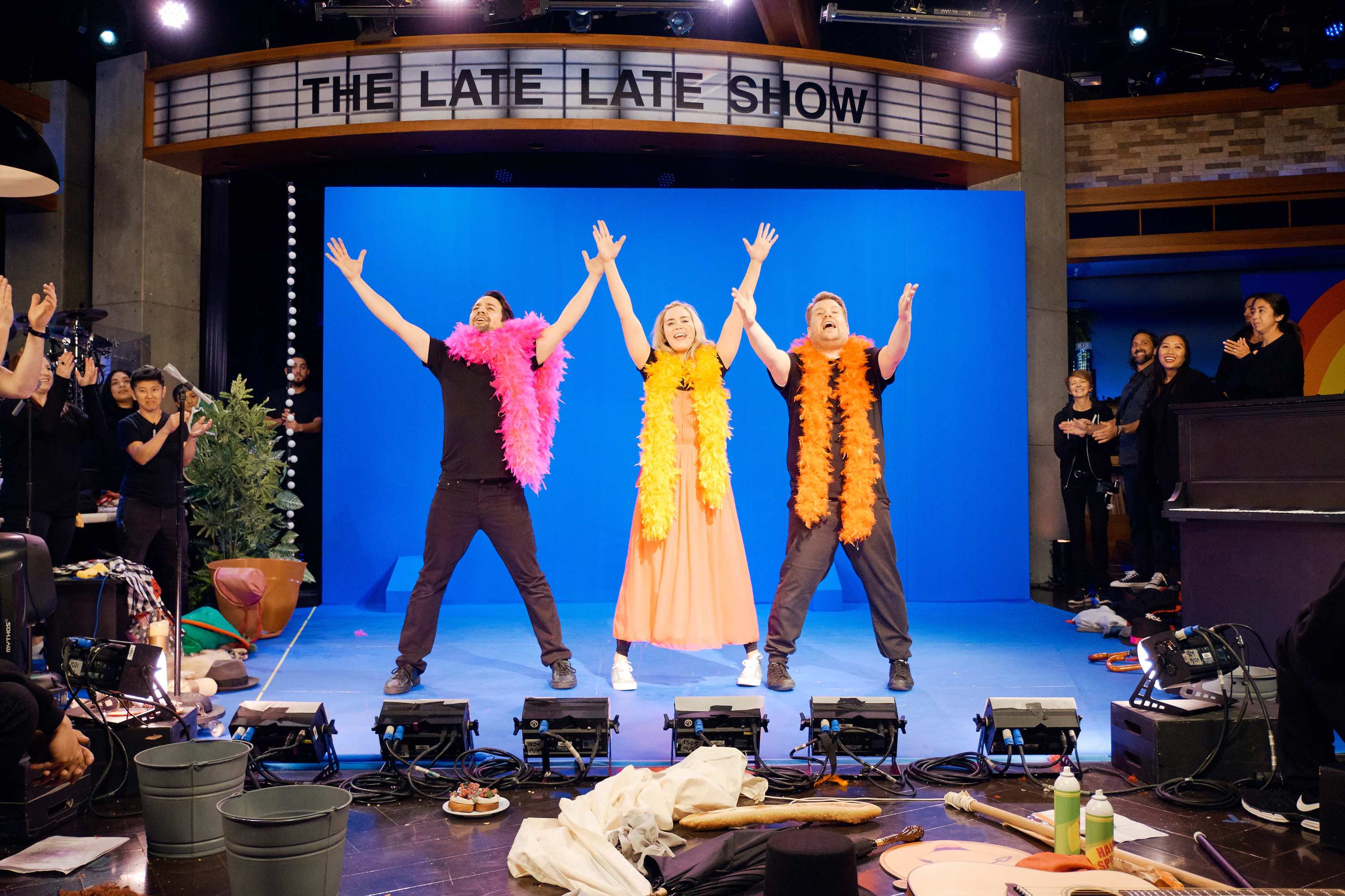 Emily_Blunt_-_The_Late_Late_Show_with_James_Corden_-_December_182C_2018-04.jpg