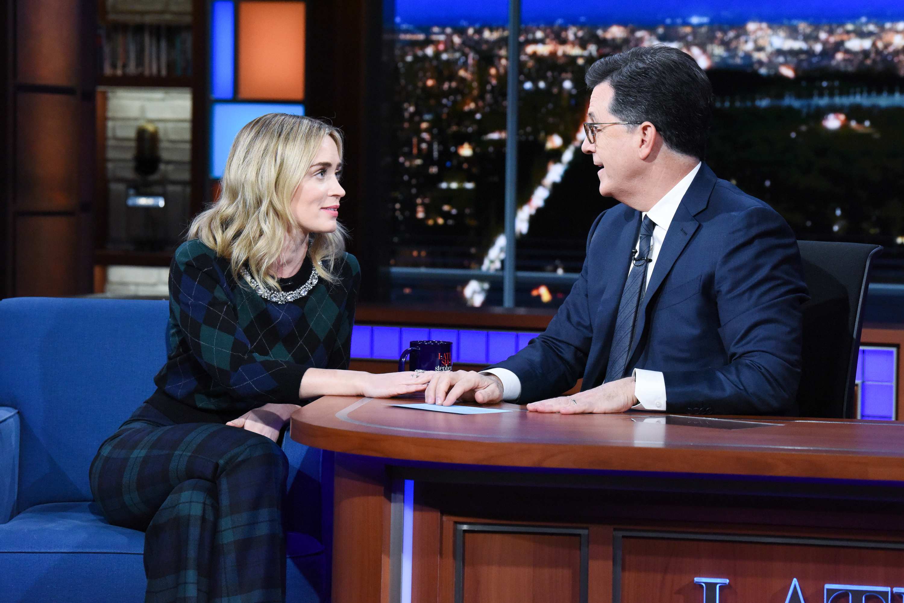 Emily_Blunt_-_The_Late_Show_with_Stephen_Colbert_-_December_18_2018-03.jpg