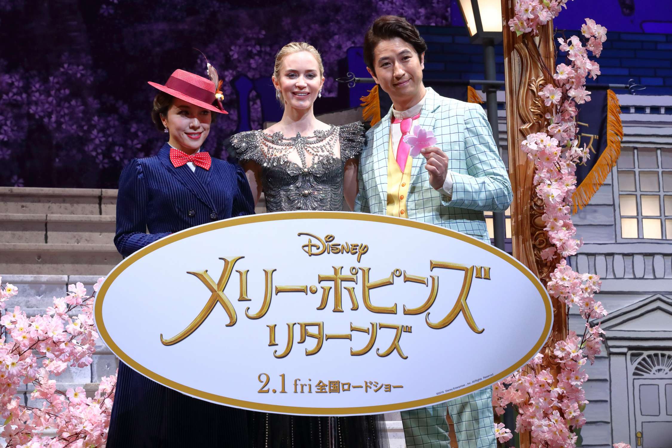 Emily_Blunt_-__Mary_Poppins_Returns__Japan_premiere_in_Tokyo2C_Japan_January_232C_2019-10.jpg