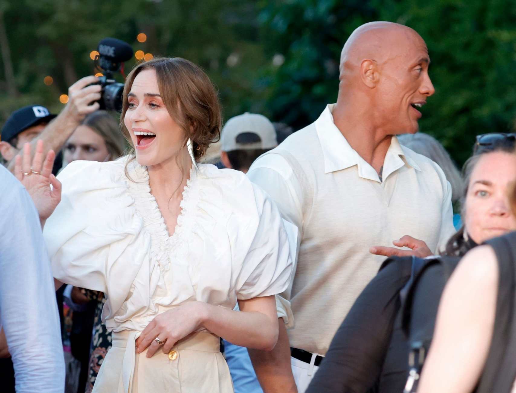 Emily_Blunt_attends_the_World_Premiere_Of_Disney_s_Jungle_Cruise_at_Disneyland_in_Anaheim2C_California__07242021_00001.jpg
