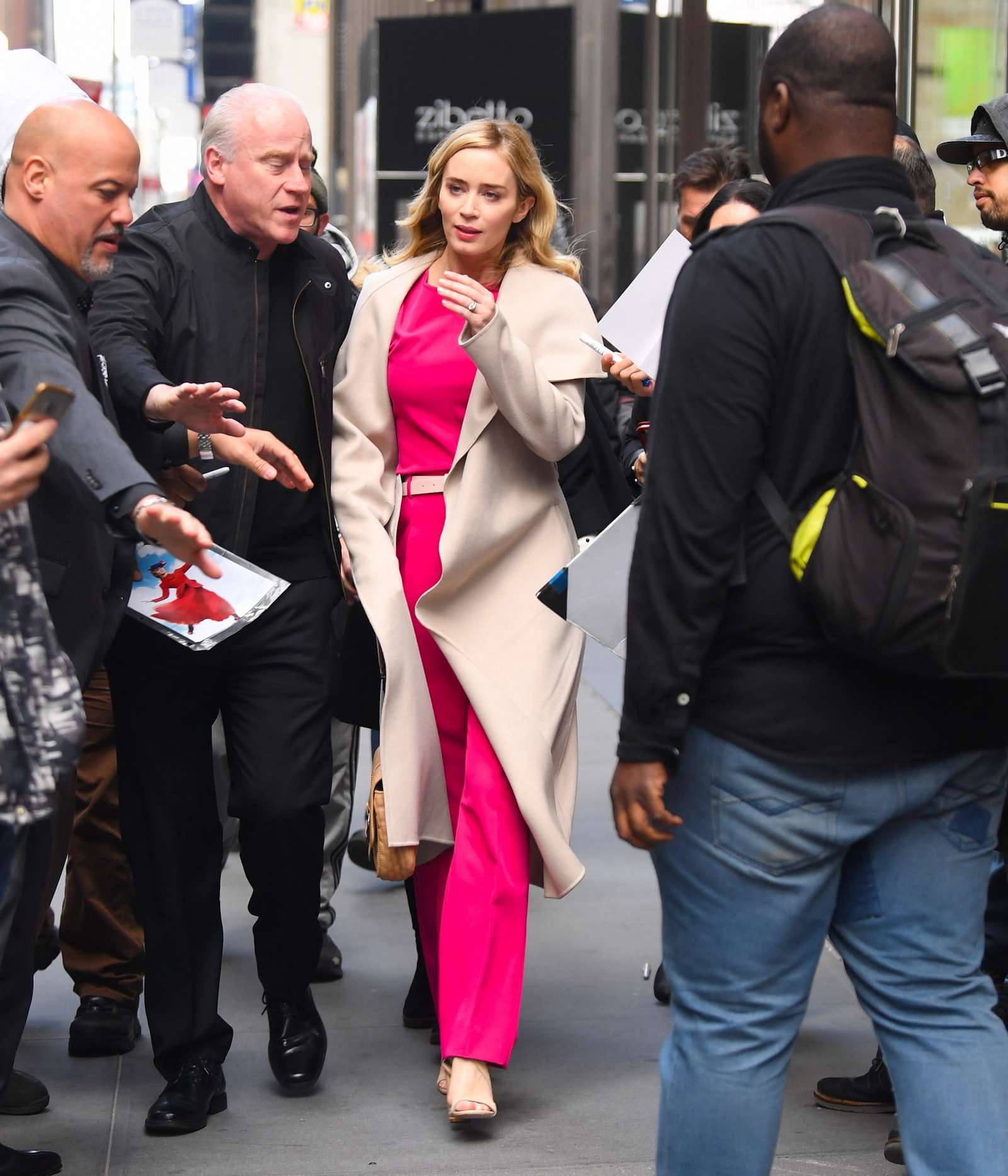 Emily_Blunt_was_spotted_leaving_Sirius_XM_Radio_Studios_in_NYC_12032018-03.jpg