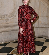 Emily_Blunt_-_PFW_Christian_Dior_SS_2018_show_in_Paris2C_France_on_January_22-02.jpg