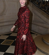 Emily_Blunt_-_PFW_Christian_Dior_SS_2018_show_in_Paris2C_France_on_January_22-03.jpg