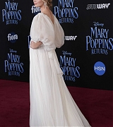 Emily_Blunt_-_World_Premiere_of_Disney_s_Mary_Poppins_Returns__in_Hollywood_11292018-17.jpg