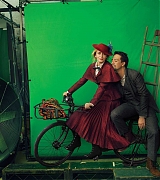 Emily_Blunt___Lin-Manuel_Miranda_photographed_by_Annie_Leibovitz_for_Vogue_-_December_201887851578_emily-06.jpg
